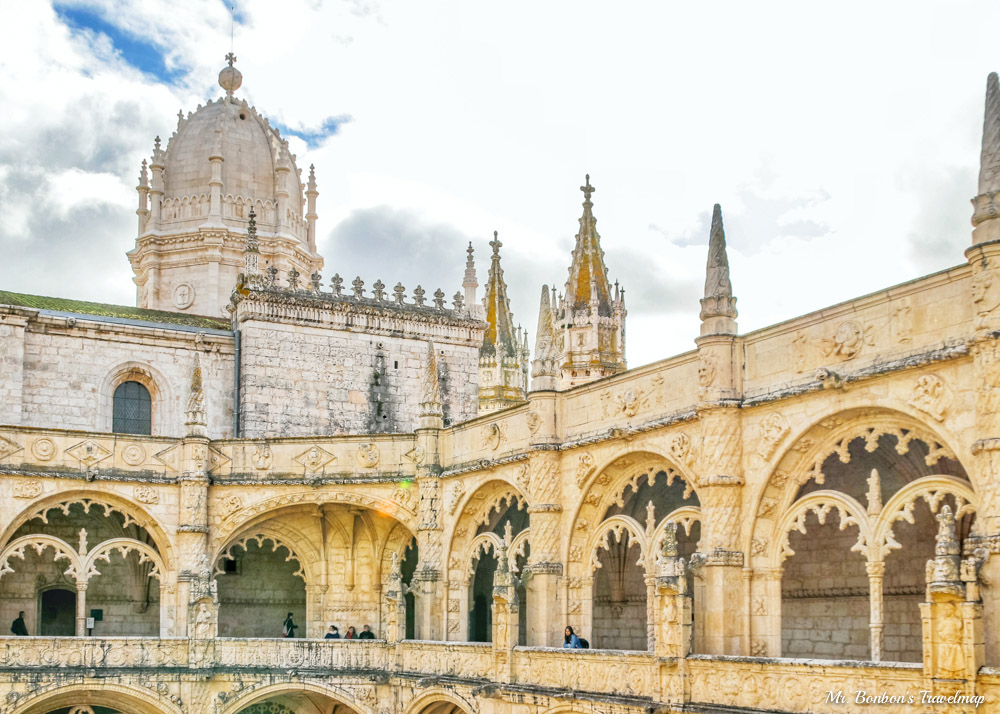 葡萄牙里斯本貝倫區∣一日景點全攻略-熱羅尼莫斯修道院、貝倫塔、發現者紀念碑和百年蛋塔店 @機票甜心甜甜哥
