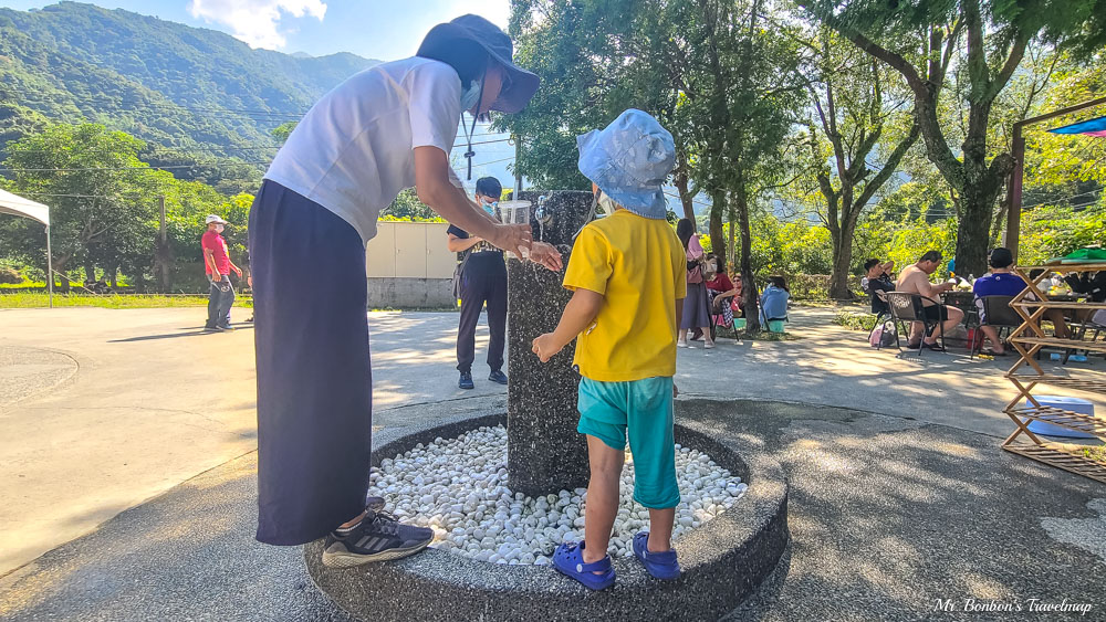 高雄親子景點推薦｜全球唯二蝶谷景觀，茂林賞蝶步道與姿沙里沙里步道賞紫斑蝶，再到茂林情人谷溫泉泡溫泉消除疲勞。 @機票甜心甜甜哥